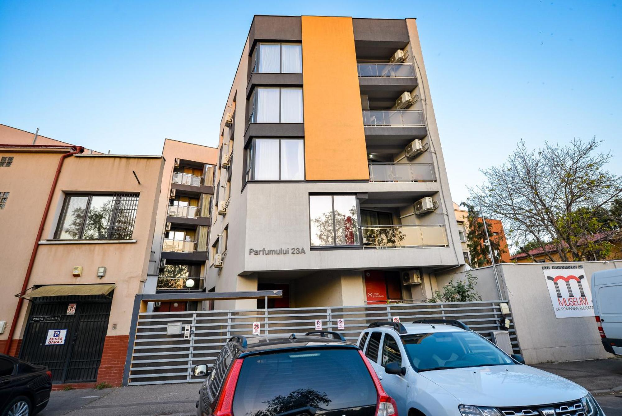 Ideal Accommodation Old Town Bucureşti Ngoại thất bức ảnh